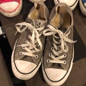 Converse low top chuck Taylor’s